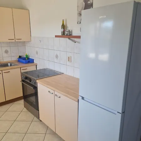 Apartment Karuza Rukavac Vis