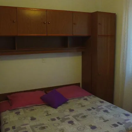 Karuza Rukavac Apartment *