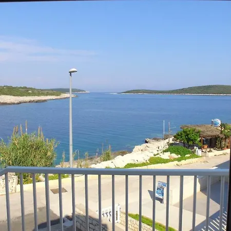 Apartment Karuza Rukavac *
