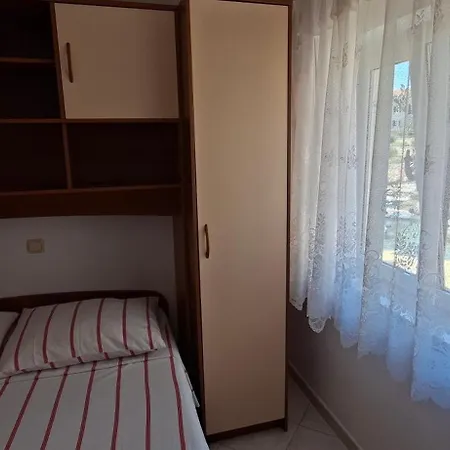 Karuza Rukavac Апартаменты *